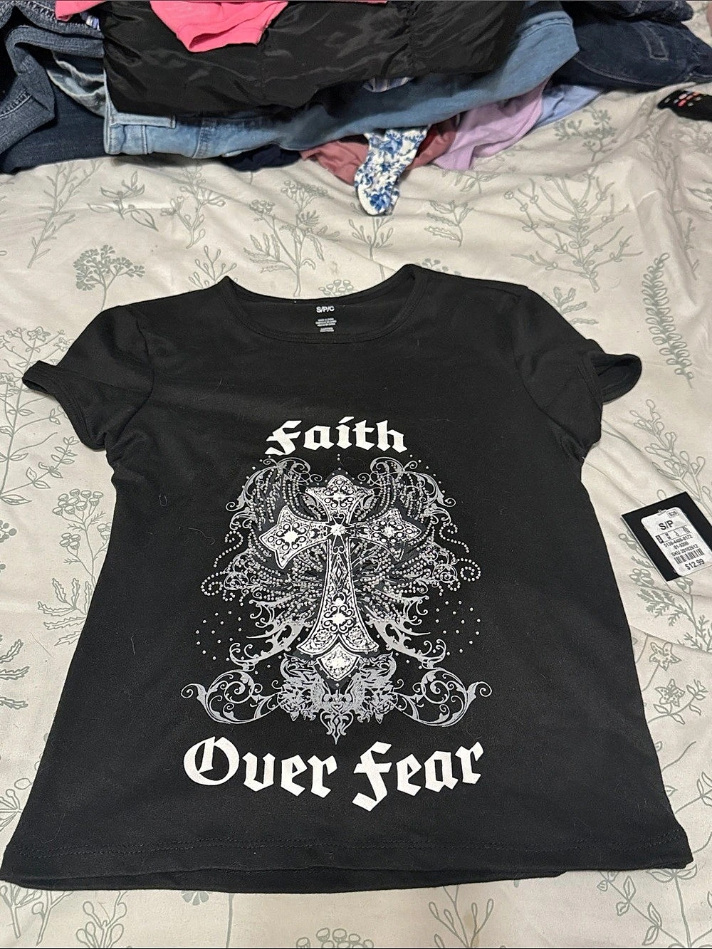 Arden B. Graphic Tee in Black Size S/P